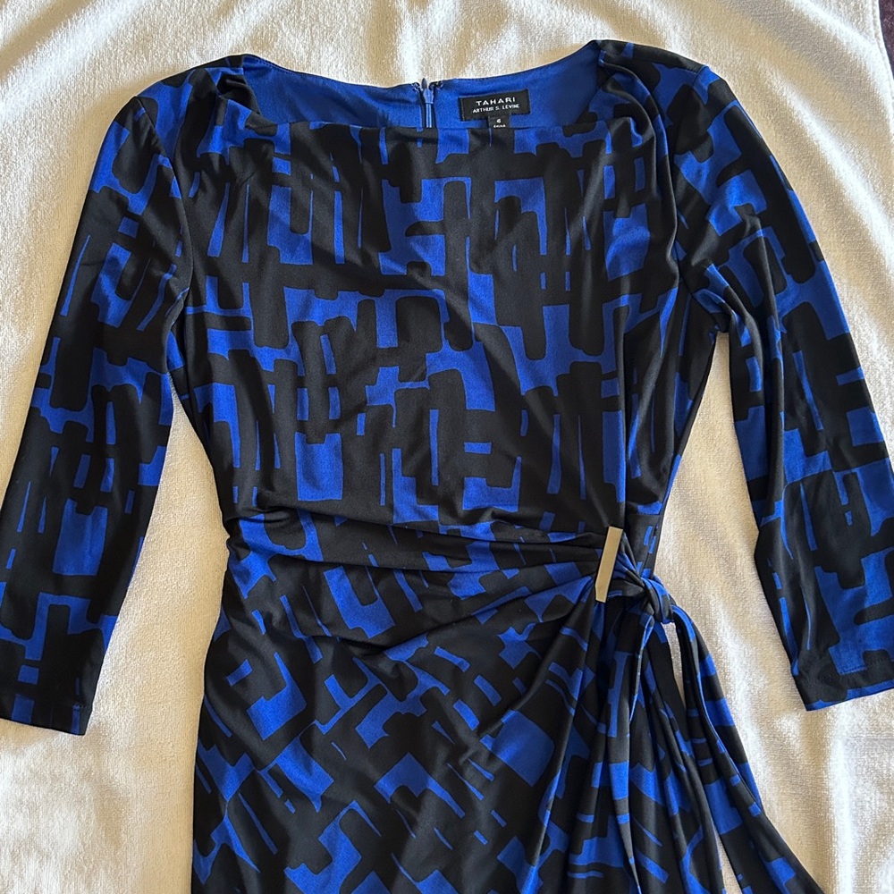 Tahari Blue and Black Geometric Print 3/4 Sleeve Cocktail Dress